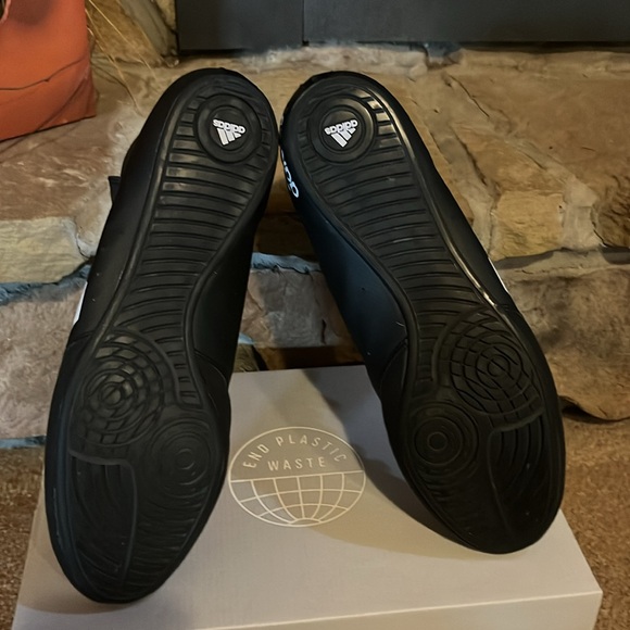 Wrestling Shoes - Picture 2 of 5